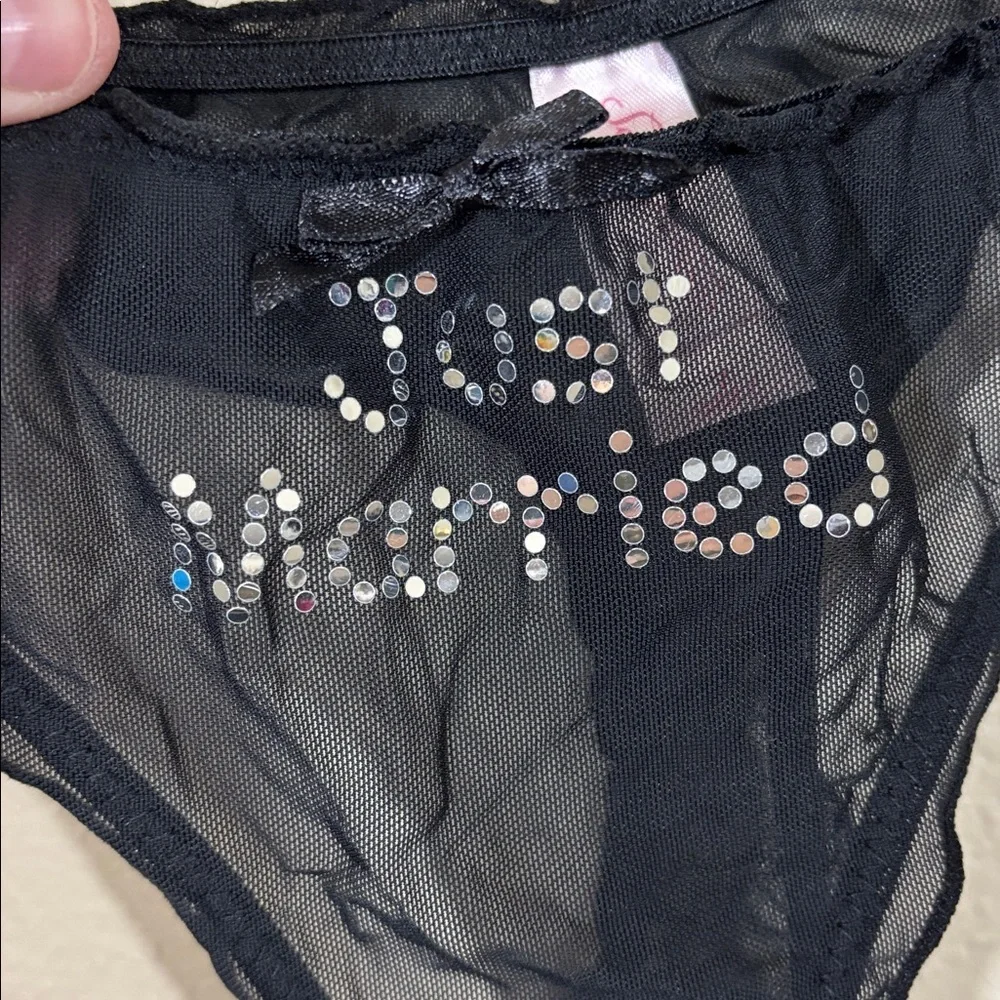 NWOT Secret Treasures Bride/Bridal Wedding Panties Size 7 “Just Married” “Mrs”